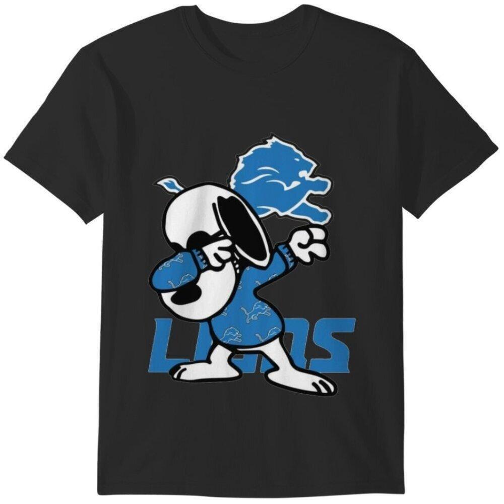 Detroit Lions Snoopy Graphic T-Shirt Football Fan Collector Peanuts Crossover